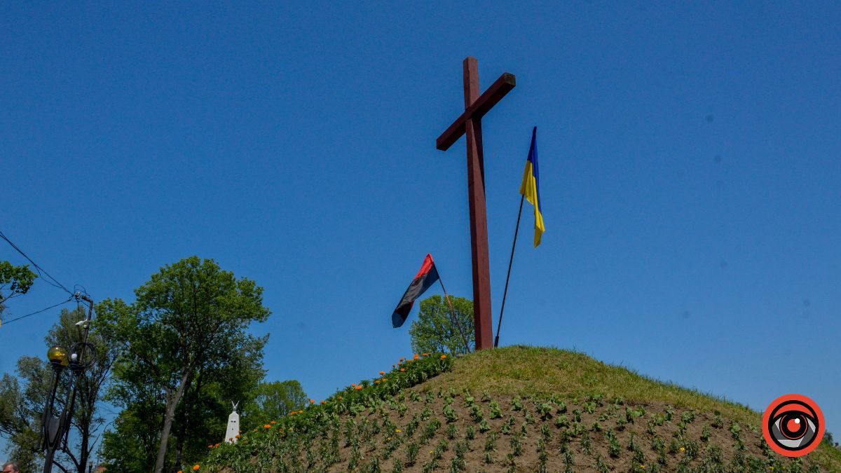 У Коломиї до Дня Героїв відбулася панихида та мітинг-реквієм 6