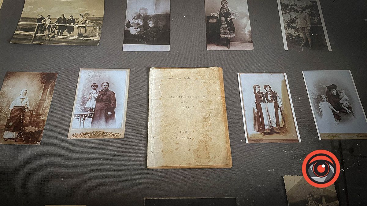 Фотоекскурсія у Музей Квітки Цісик, що в селі Ліски 10