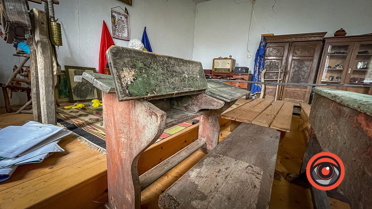 Фотоекскурсія у Музей Квітки Цісик, що в селі Ліски 5