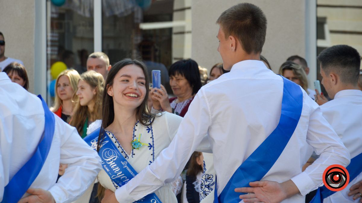 Останній дзвоник пролунав для учнів Коломийського ліцею №5 19