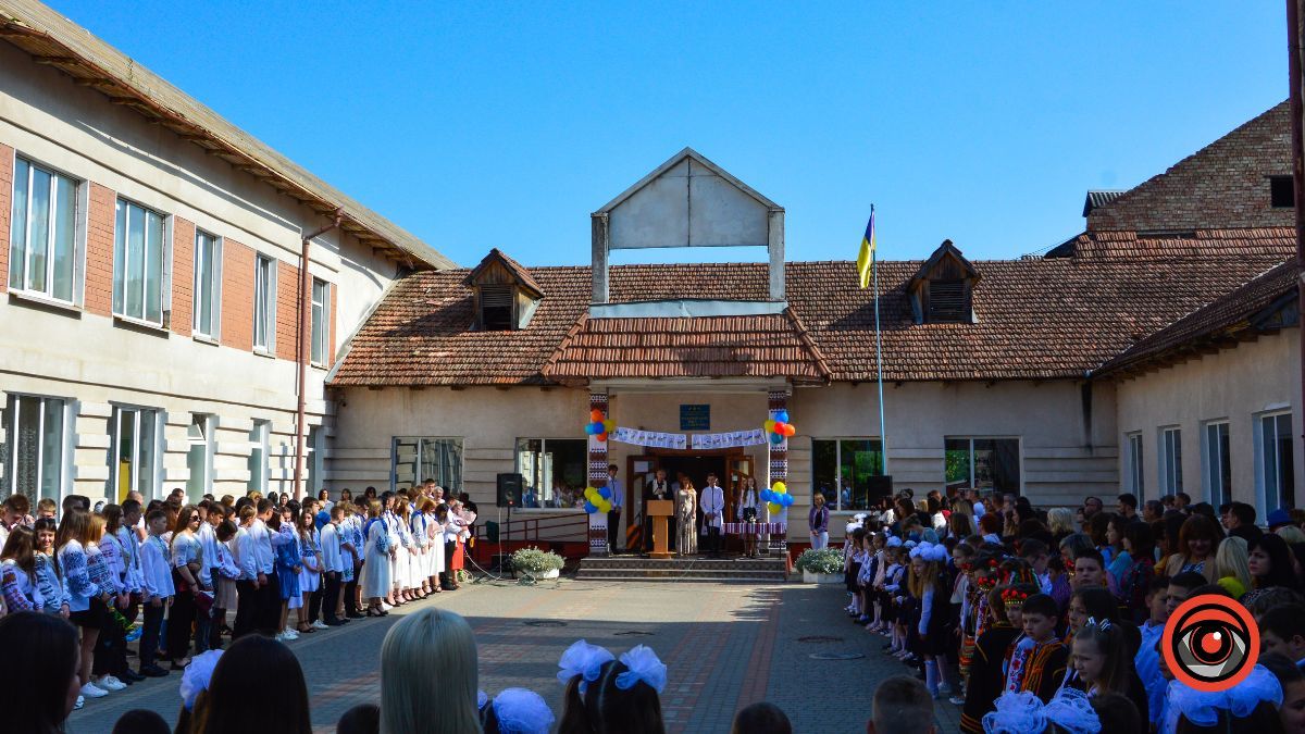 Останній дзвоник пролунав для учнів Коломийського ліцею №5 1