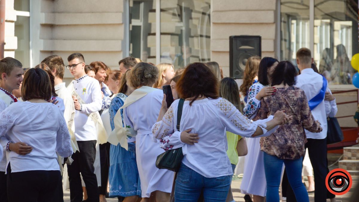 Останній дзвоник пролунав для учнів Коломийського ліцею №5 23