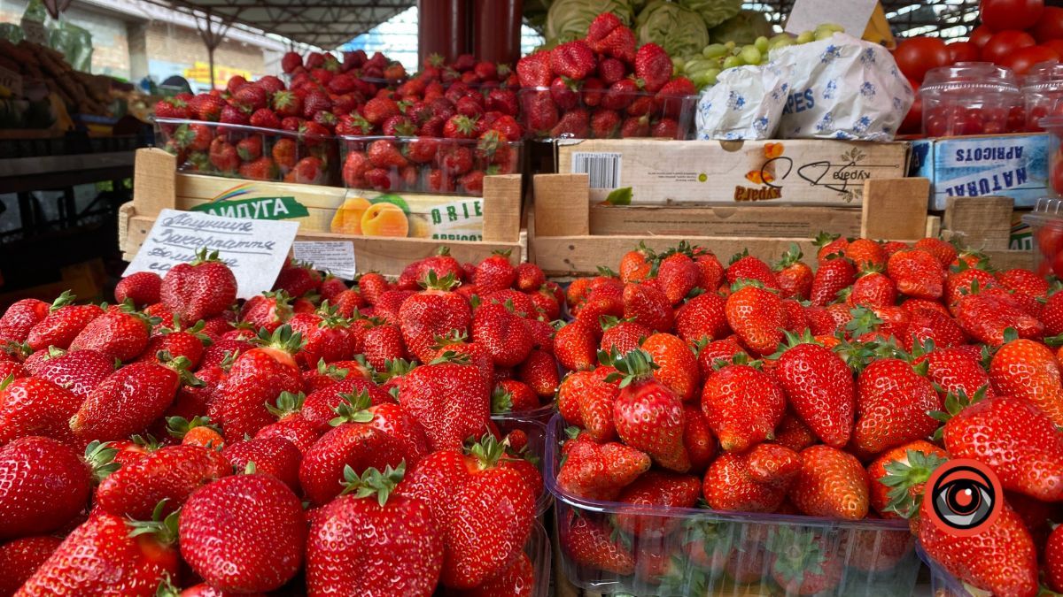 Яка вартість популярних овочів та фруктів у Коломиї? 3