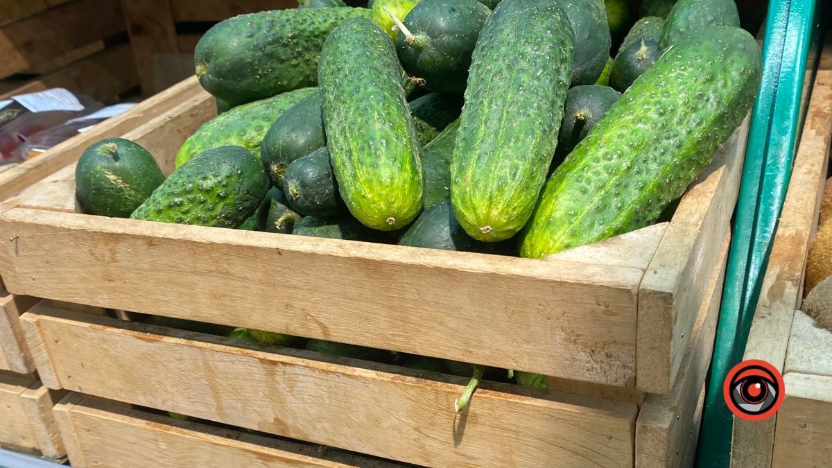 Яка вартість популярних овочів та фруктів у Коломиї? 9