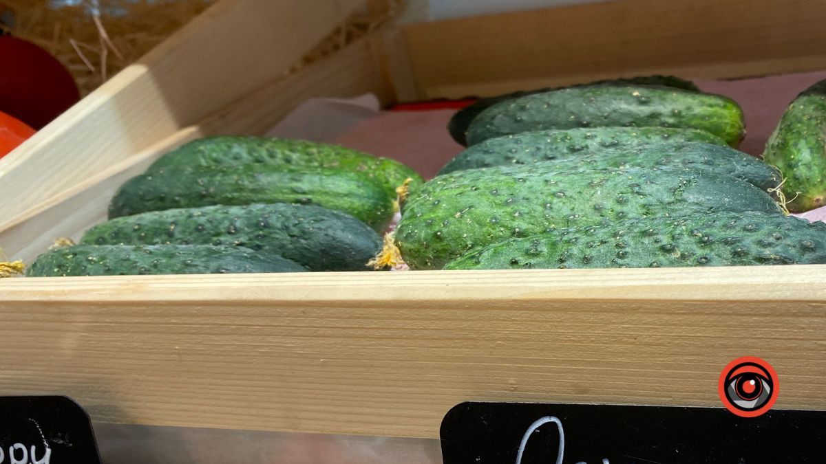 Яка вартість популярних овочів та фруктів у Коломиї? 13