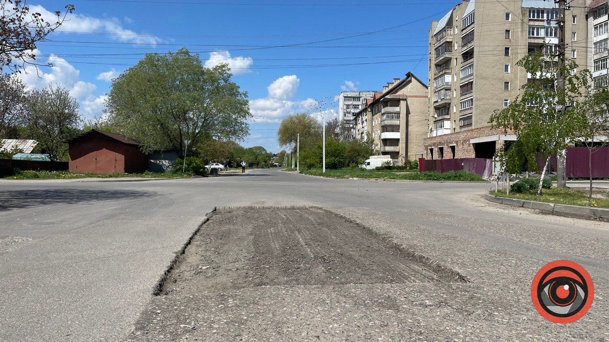 На вул. Хмельницького теж взялись до ремонту дороги 2