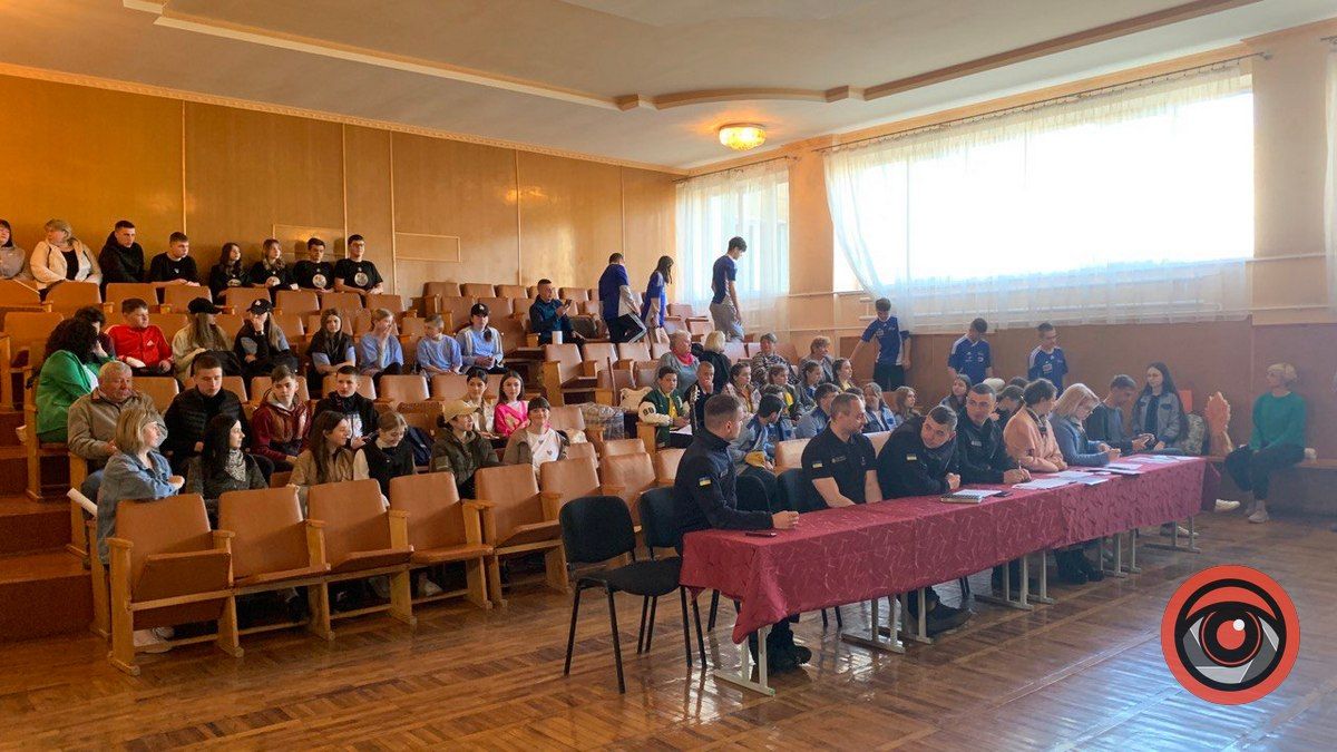 Пес Патрон би лайкнув: у гімназії №6 змагалися школярі з Коломийщини 2