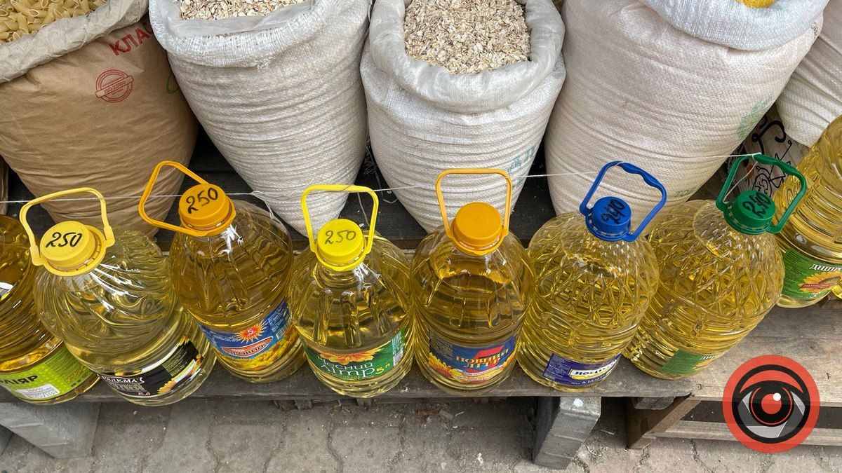 Яка вартість соняшникової олії на базарі та в маркетах Коломиї? 5