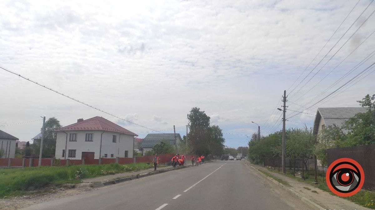 На вулиці Миколайчука проводять толоку 2