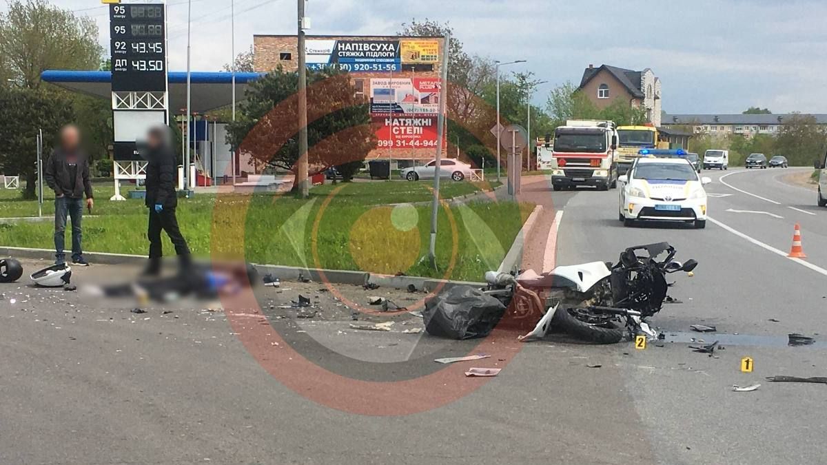 Жахлива ДТП на Прикарпатті: мотоцикліст загинув 1