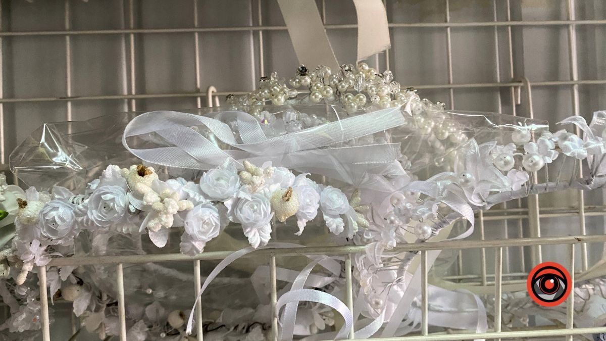 У скільки обійдеться зібрати дівчинку до Першого Причастя? 7