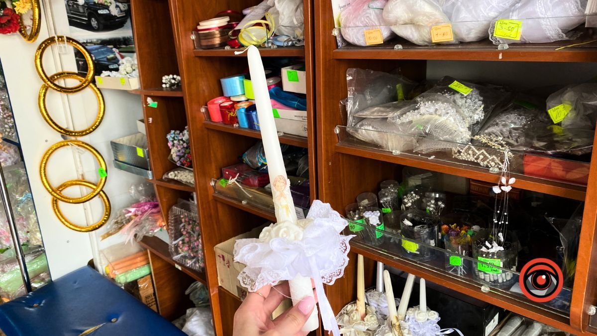 У скільки обійдеться зібрати дівчинку до Першого Причастя? 11