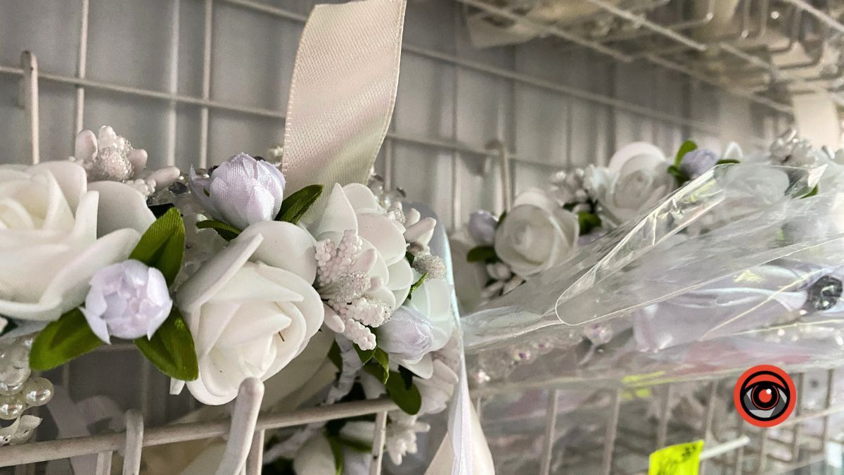 У скільки обійдеться зібрати дівчинку до Першого Причастя? 4