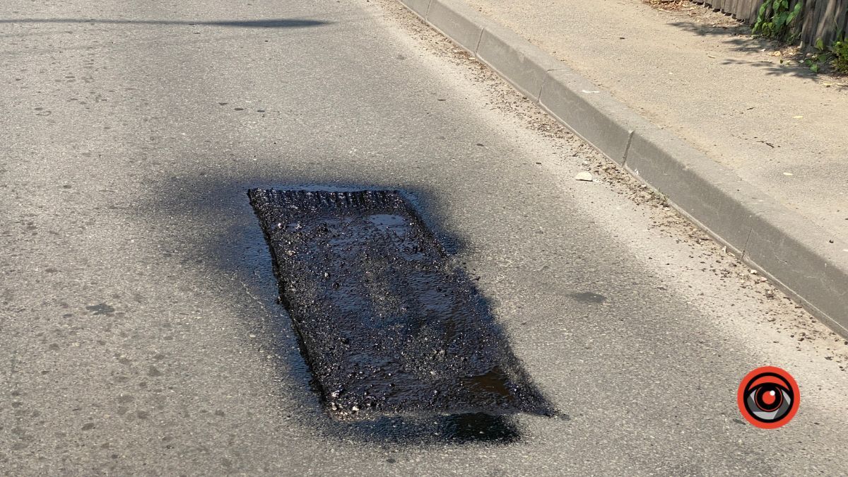 На вулиці Моцарта проводять ямковий ремонт 5