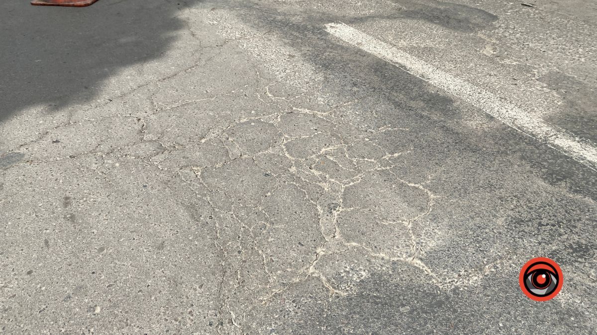 На вулиці Січових Стрільців триває ремонт: рух перекрито 7