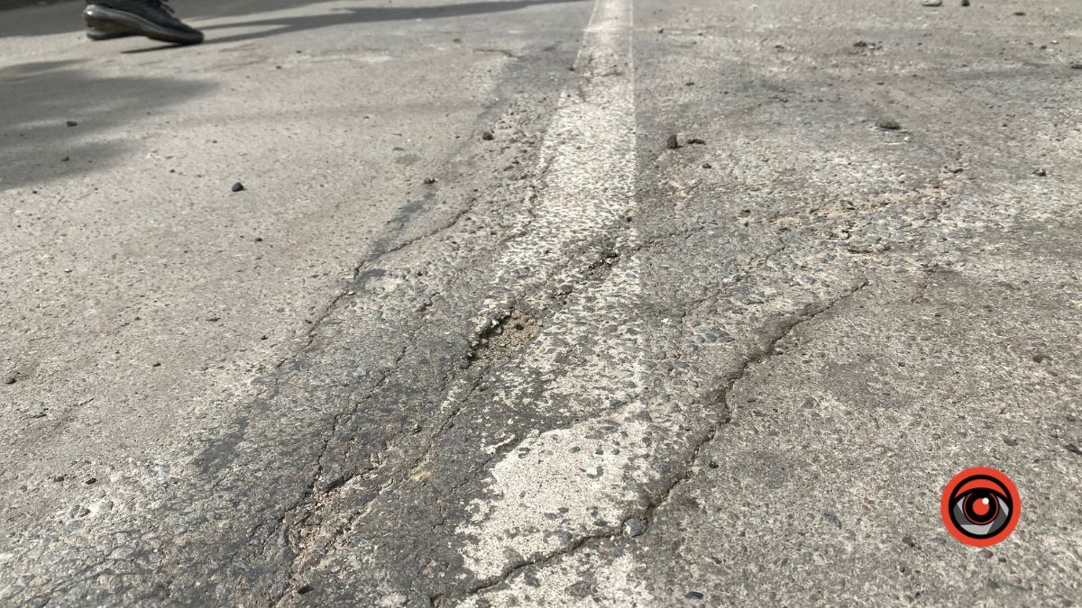 На вулиці Січових Стрільців триває ремонт: рух перекрито 6