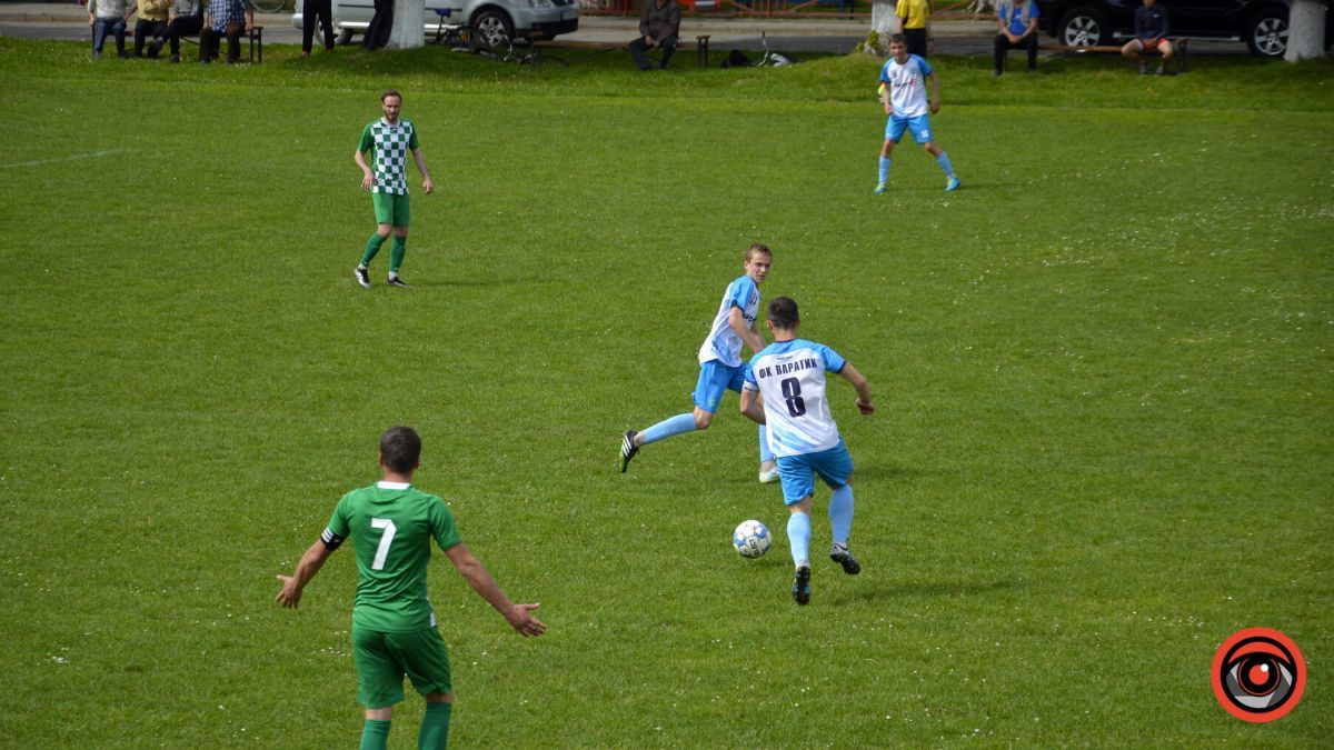 ФК "Варатик" зустрівся на полі з ФК "Карпати-Кути" 10