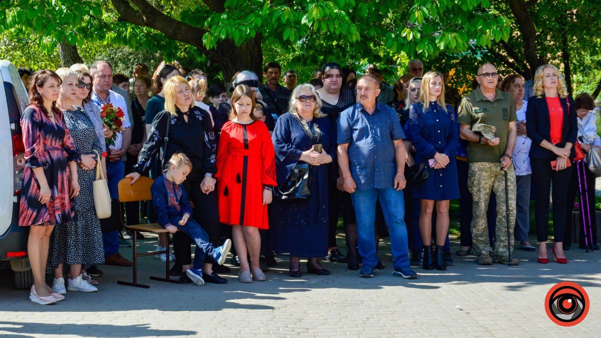 У Коломийському ліцеї №5 відкрили меморіальні дошки загиблим Героям 22