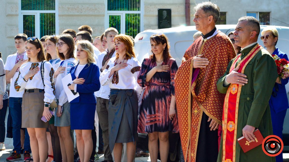 У Коломийському ліцеї №5 відкрили меморіальні дошки загиблим Героям 12