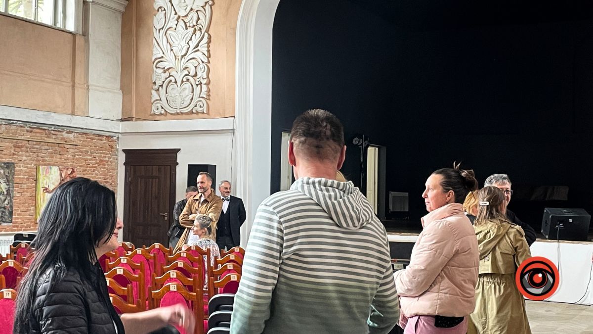 У Коломиї відкрили виставку Лева Чопенка 4