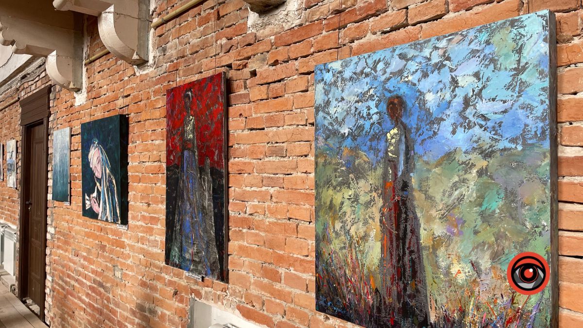 У Коломиї відкрили виставку Лева Чопенка 6