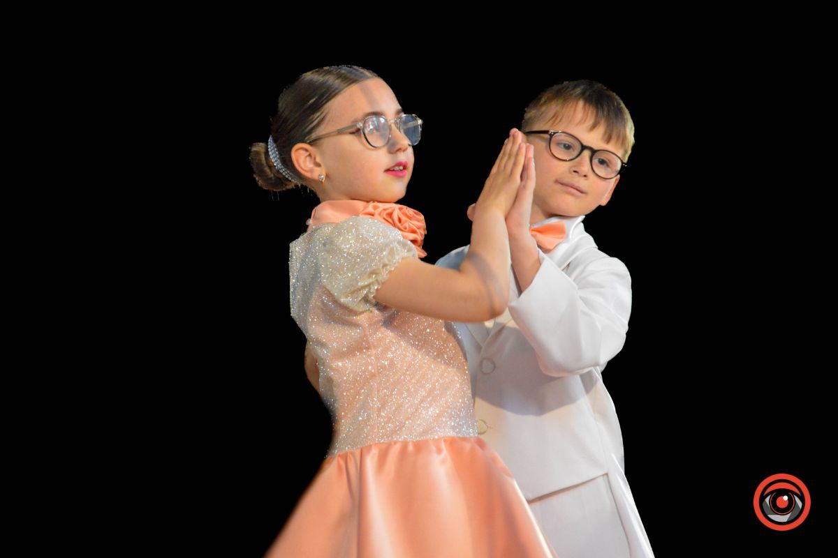 У Коломийській філармонії відбувся звітний концерт центру позашкільної освіти | Фоторепортаж 19