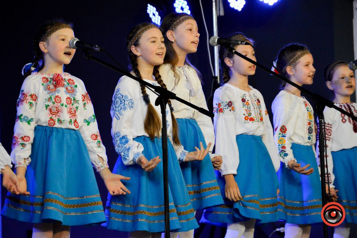 У Коломийській філармонії відбувся звітний концерт центру позашкільної освіти | Фоторепортаж 21