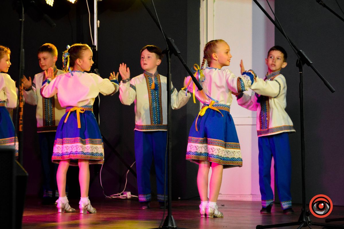 У Коломийській філармонії відбувся звітний концерт центру позашкільної освіти | Фоторепортаж 28