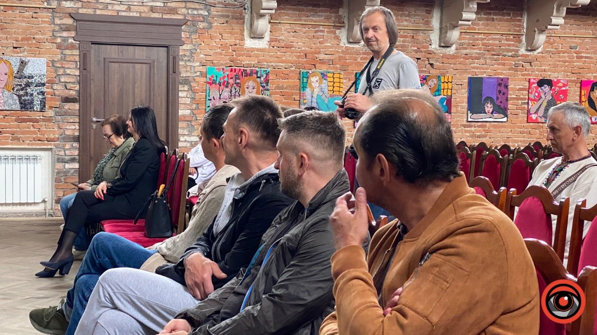 "Аплікації": у Коломиї презентували нову виставку 3