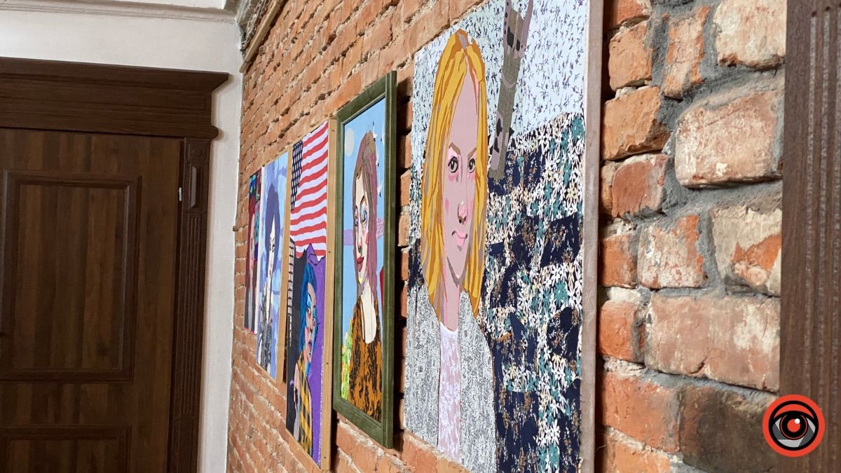 "Аплікації": у Коломиї презентували нову виставку 17