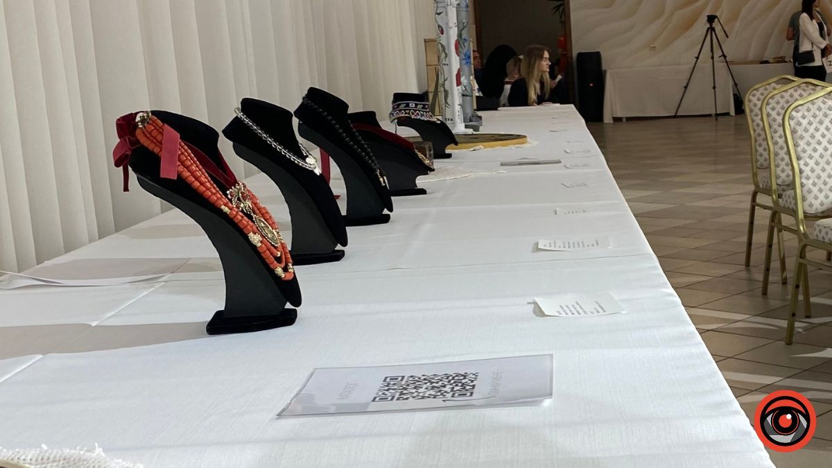 Більше 830 тисяч гривень зібрали для ЗСУ на благодійному аукціоні в Коломиї 20