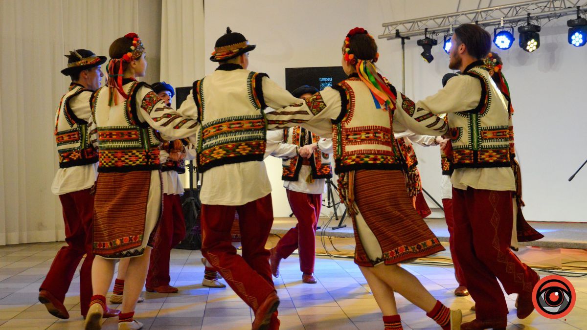 Більше 830 тисяч гривень зібрали для ЗСУ на благодійному аукціоні в Коломиї 4