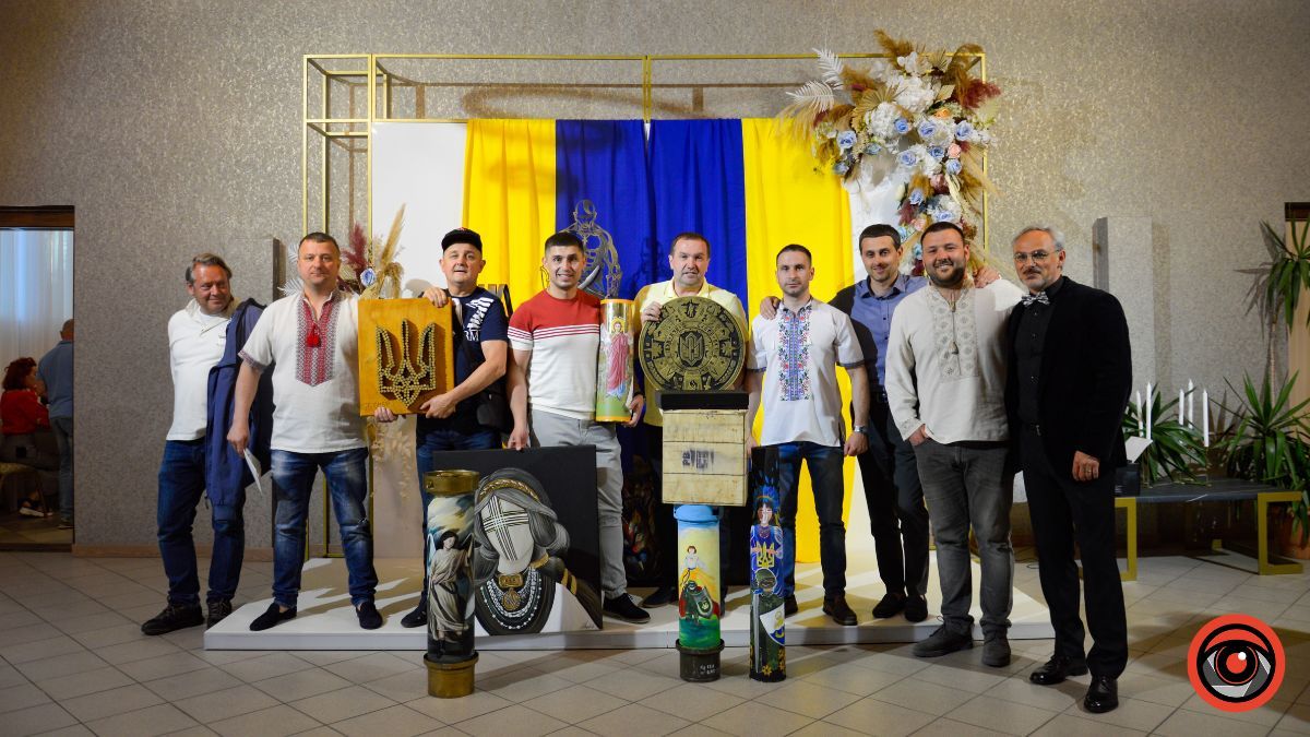 Більше 830 тисяч гривень зібрали для ЗСУ на благодійному аукціоні в Коломиї 27