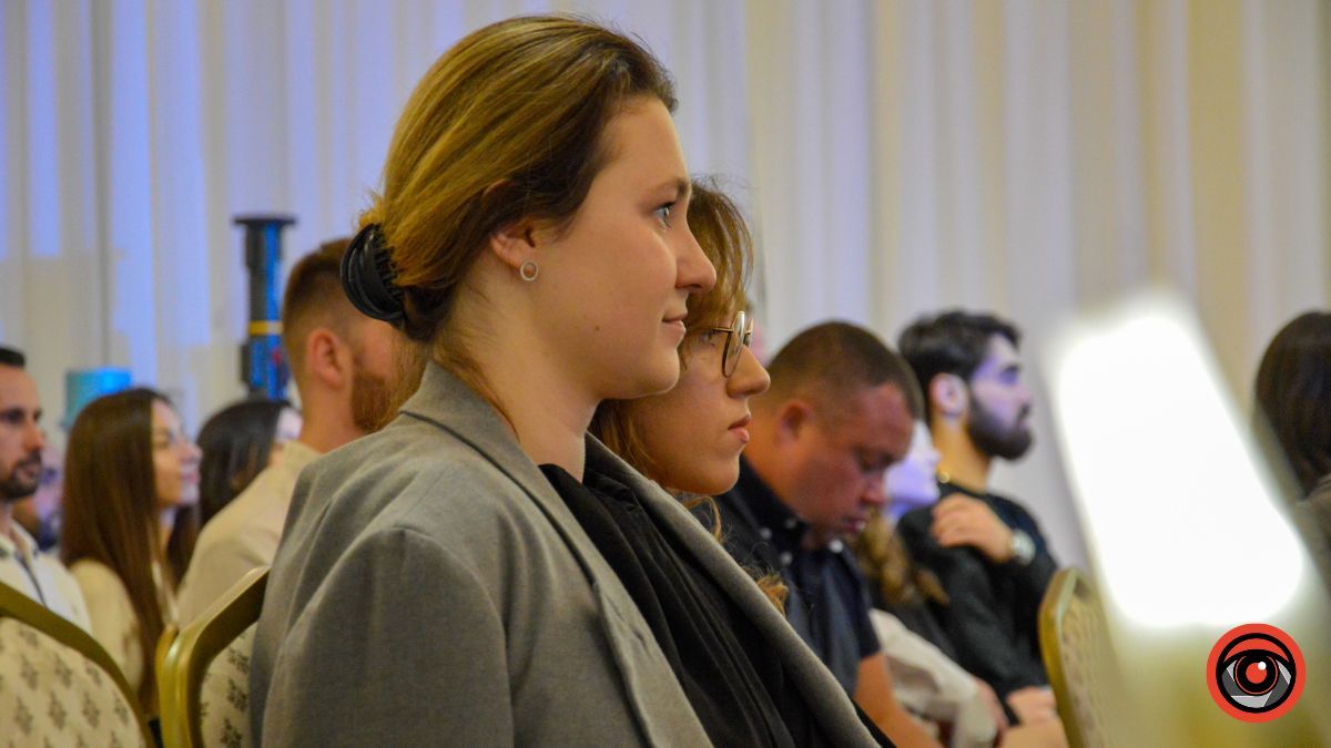 Більше 830 тисяч гривень зібрали для ЗСУ на благодійному аукціоні в Коломиї 8