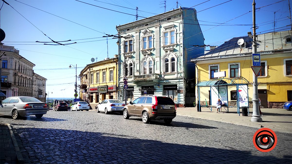 Мандруємо разом: загадкові й контрастні Чернівці 5