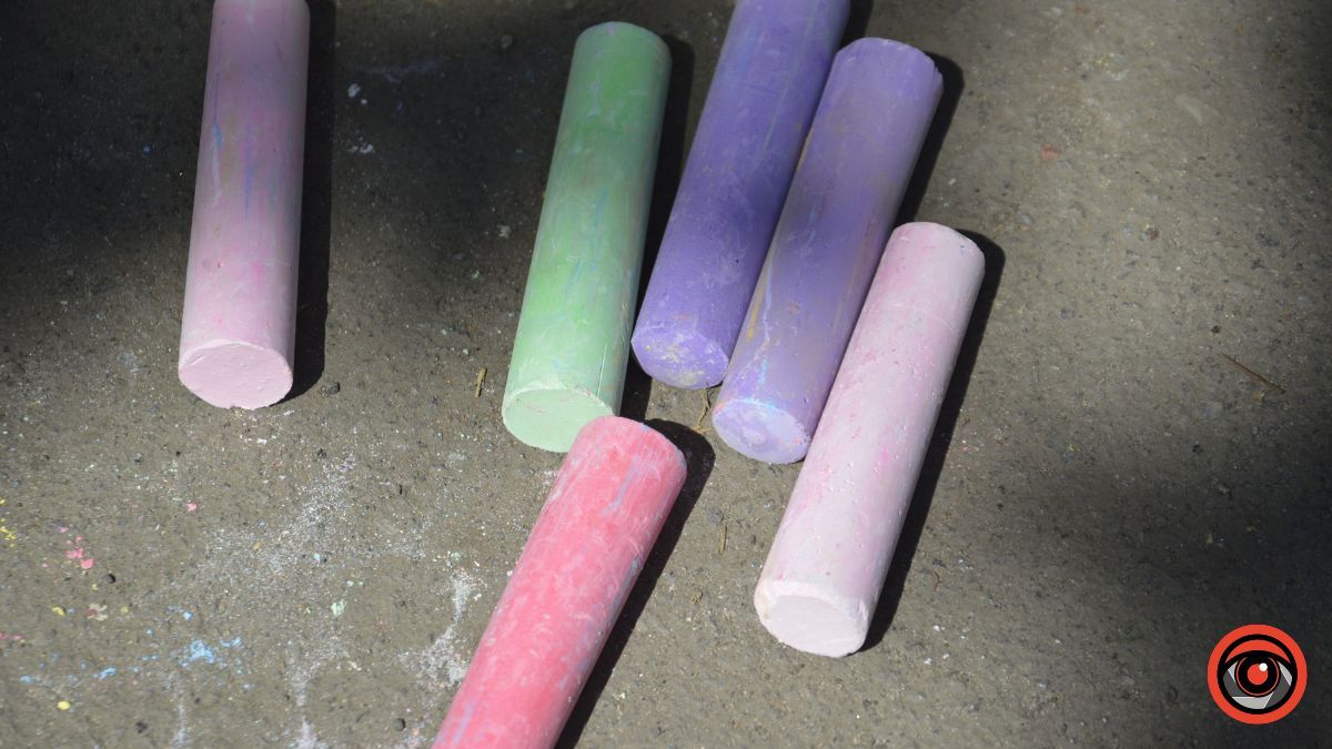 У Коломиї відбувся конкурс дитячих малюнків на асфальті 6