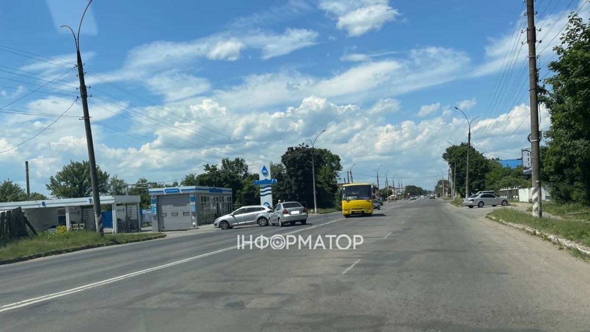 У Коломиї на вулиці Карпатській трапилася ДТП 1