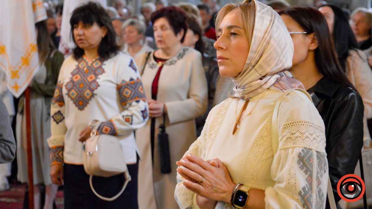 Свято Зіслання Святого Духа у Святомихайлівському соборі | Фоторепортаж 3