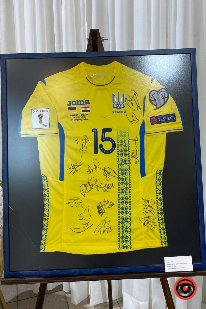 Більше 830 тисяч гривень зібрали для ЗСУ на благодійному аукціоні в Коломиї 25