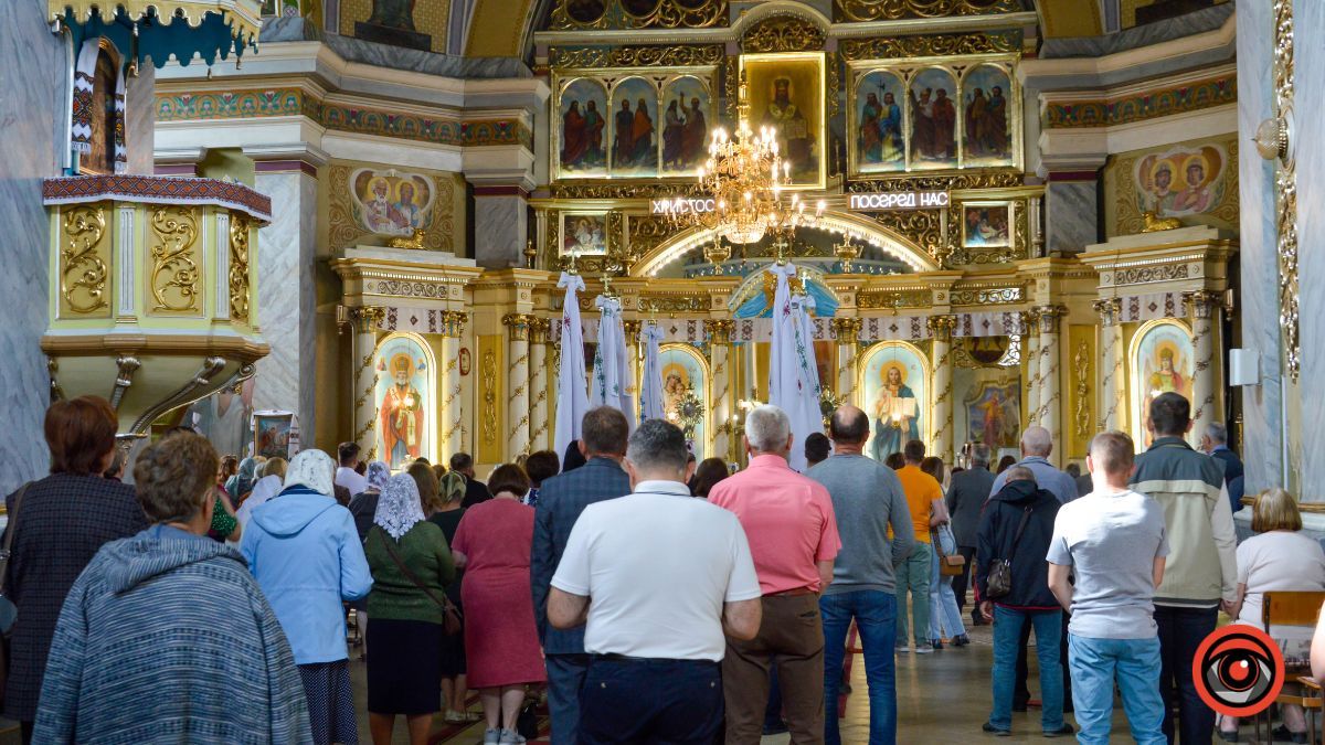 Торжественне поклоніння пречистим Тайнам Тіла і Крові Господа нашого Ісуса Христа у Святомихайлівському соборі | Фоторепортаж 5