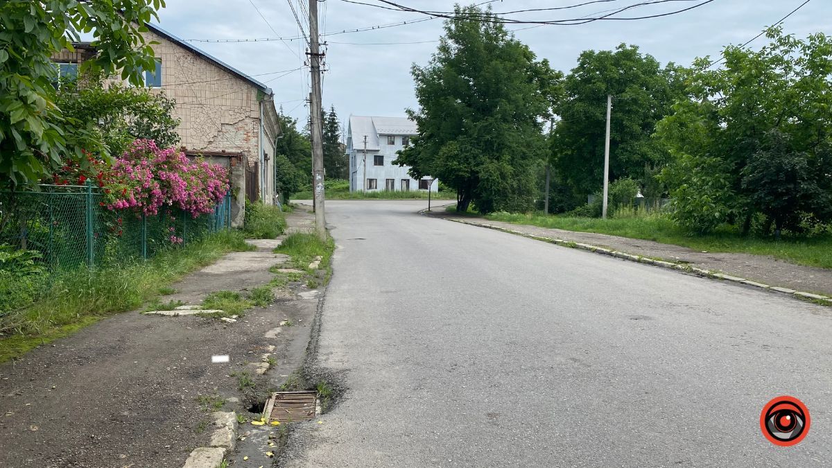 Тротуари на вул. Староміській у Коломиї дочекалися ремонту: скільки це буде коштувати? 3