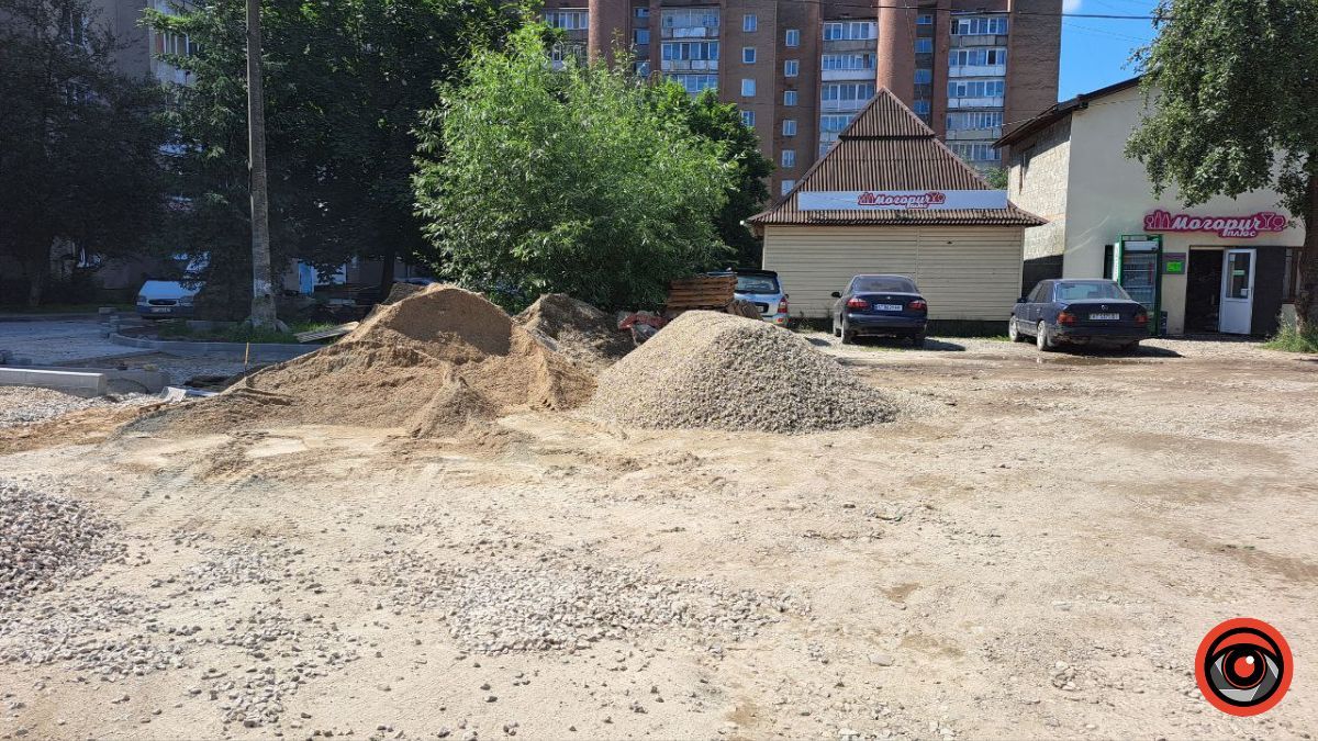 На якому етапі ремонтні роботи міжквартальних проїздів на вулиці Мазепи? 3