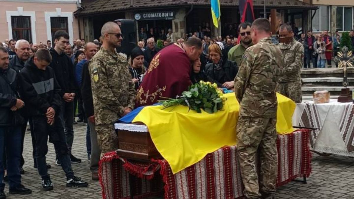 Отинійська громада зустріла Героя Петра Соботника 3