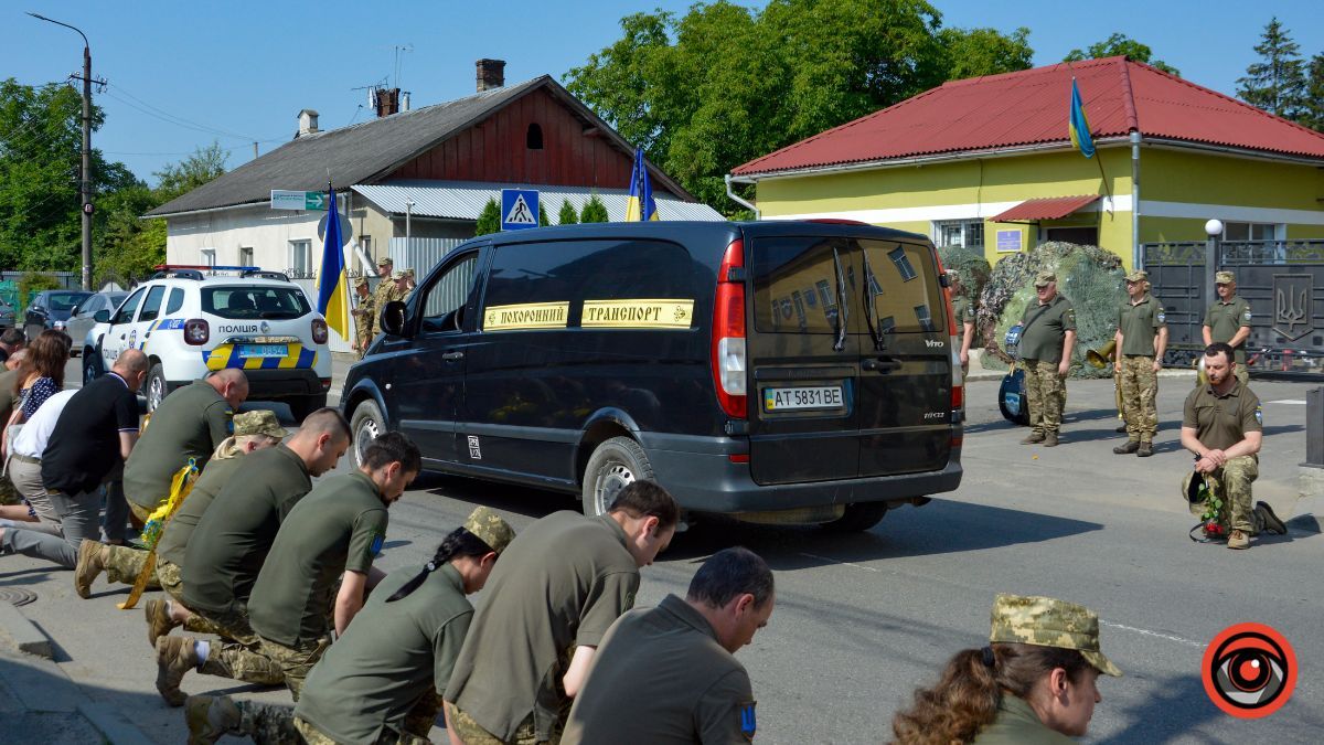 Коломия попрощалася з Героєм Василієм Гаськом 2