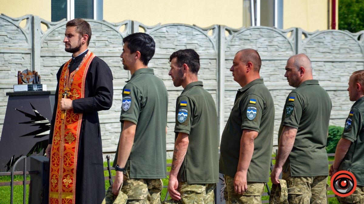 Коломия попрощалася з Героєм Василієм Гаськом 16