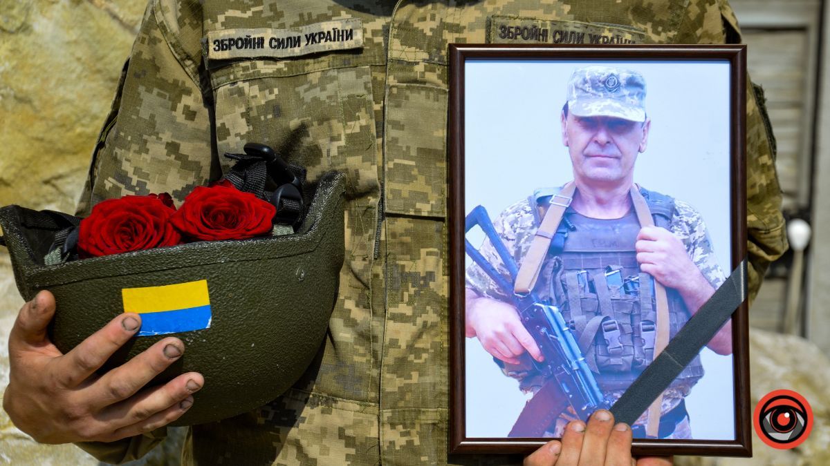 Коломия попрощалася з Героєм Василієм Гаськом 24