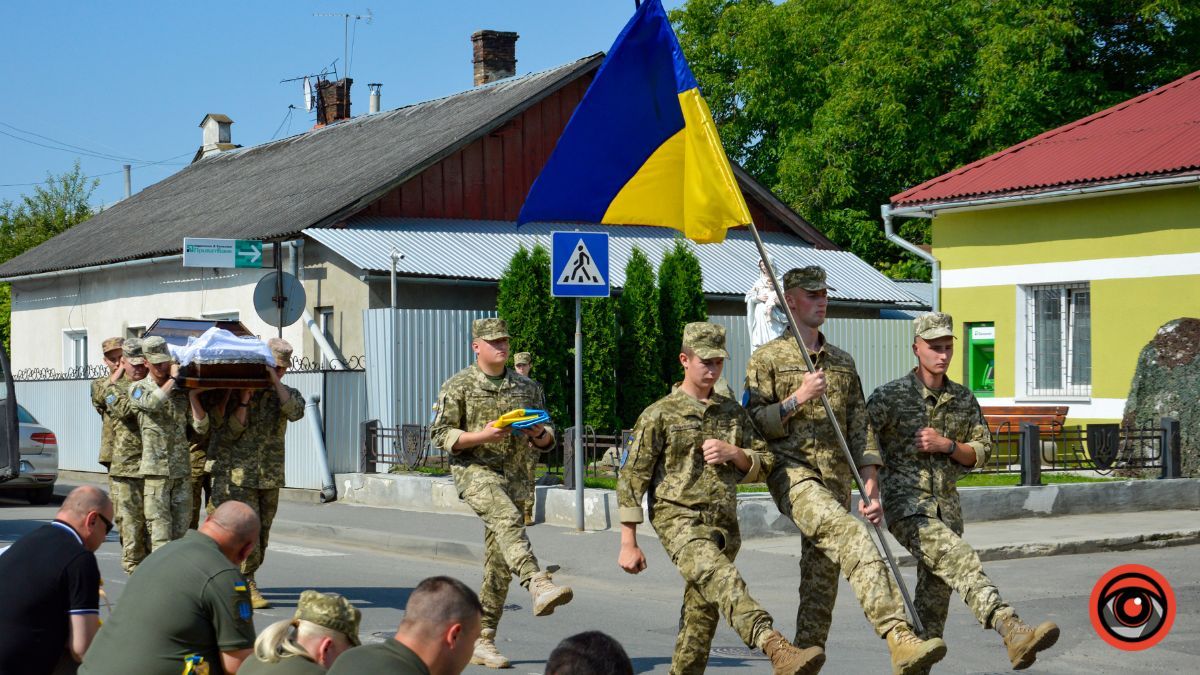 Коломия попрощалася з Героєм Василієм Гаськом 4