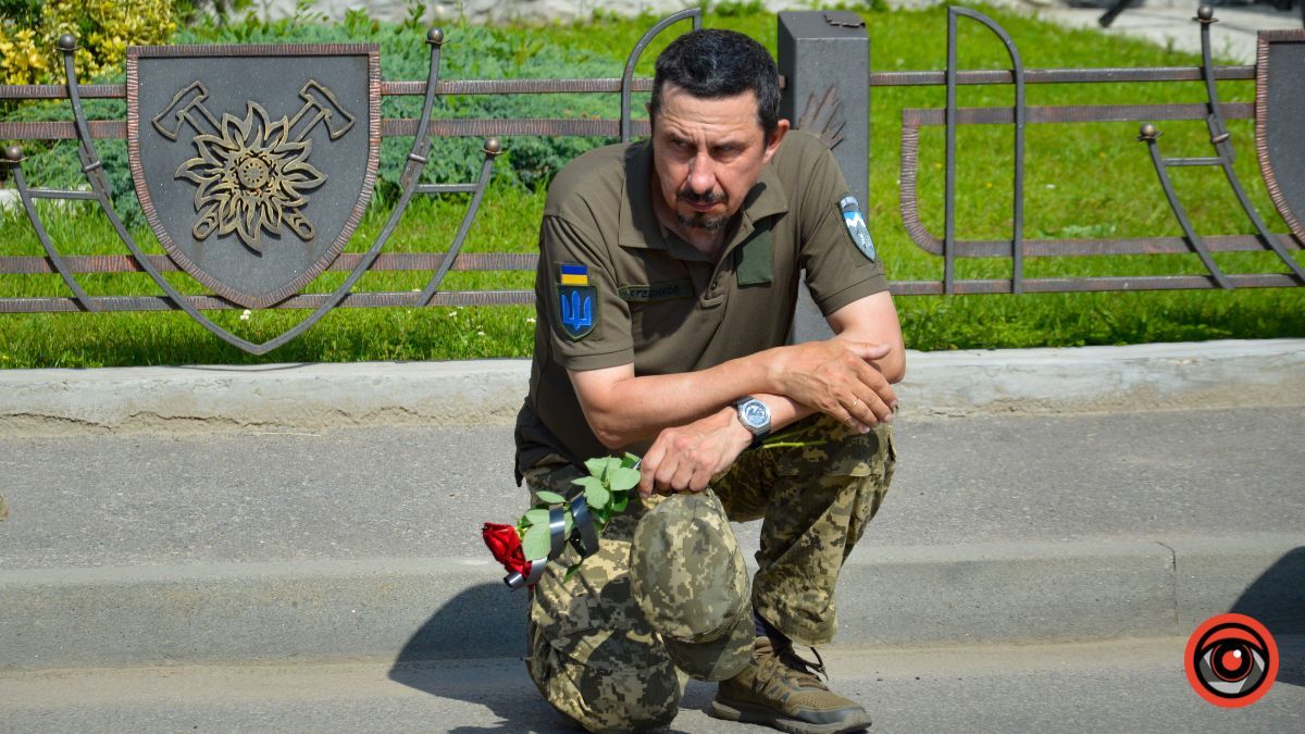 Коломия попрощалася з Героєм Василієм Гаськом 7