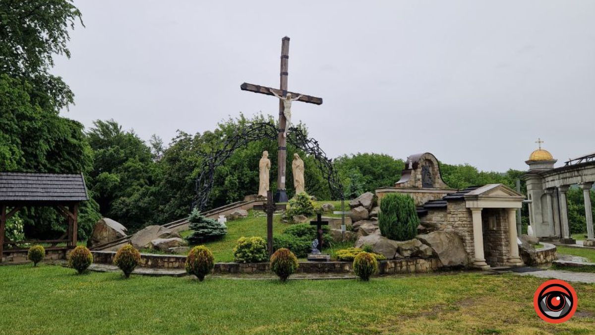 Гошів - це місце духовної сили та спокою | Як виглядає монастир сьогодні та десятки років тому? 4