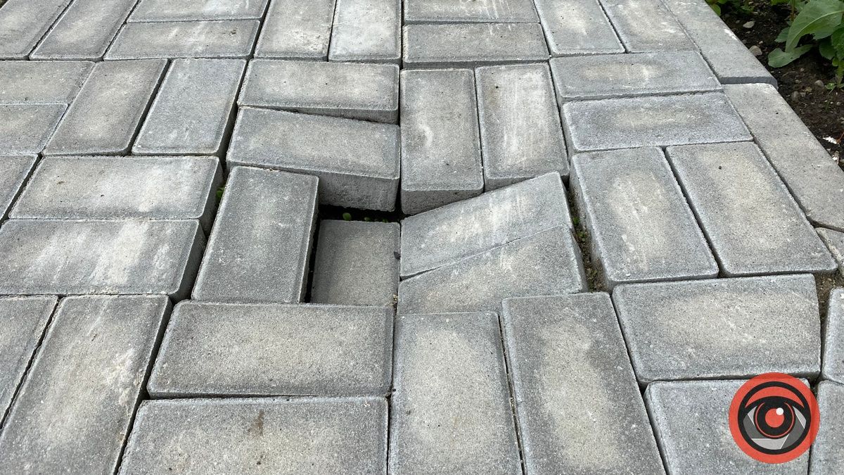 Мешканці Січових Стрільців та Лисенка скаржаться на якість відремонтованих прибудинкових територій 4